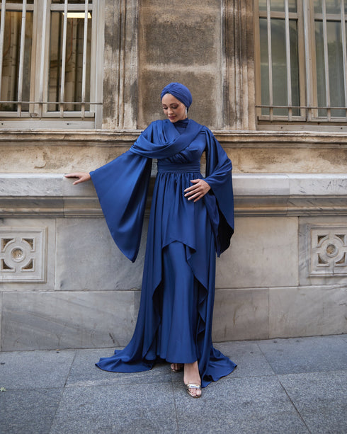 Hümeyra Lacivert Abiye