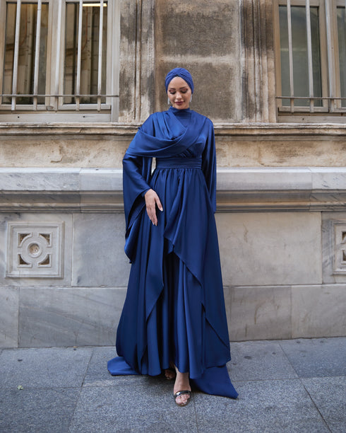 Hümeyra Lacivert Abiye