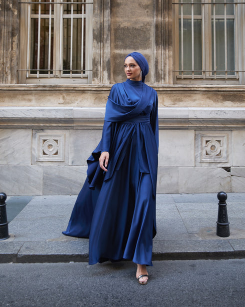 Hümeyra Lacivert Abiye