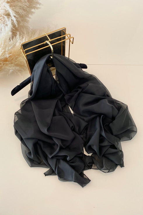 Châle en mousseline noire Esila